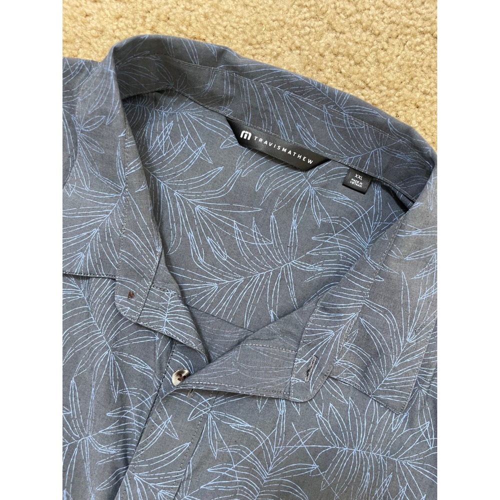 TravisMathew Mens XXL Button Down Short Shirt Grey Blue Palm Trees Print Golf - Picture 7 of 8